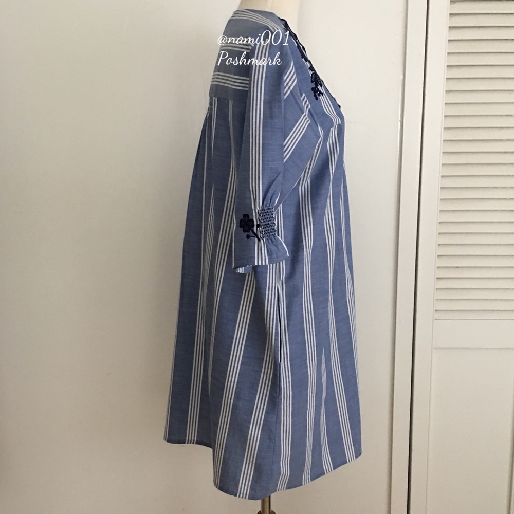 Adorable Vertical Stripe Shift Dress with Pockets - Picture 3 of 6